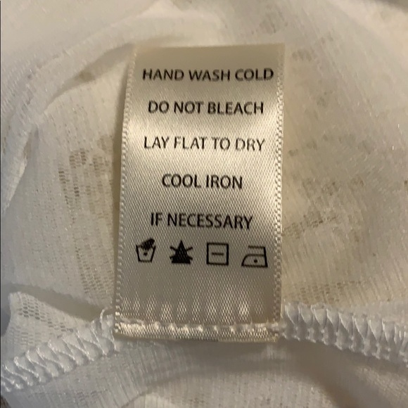 Max Studio Small Lace Top - Picture 5 of 11